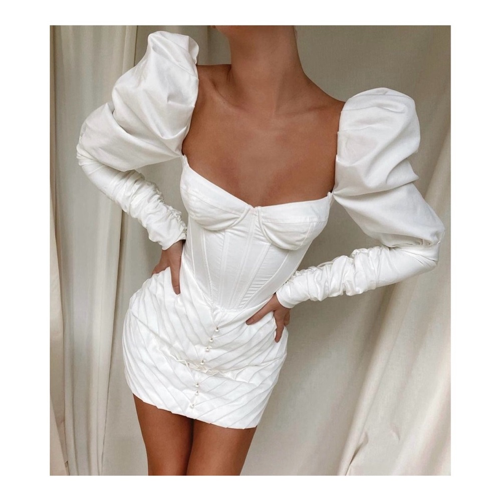 NWT Mimii London Tudor Dress